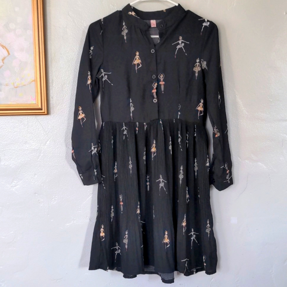 Unique Ballerina Print Dresss